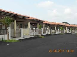 Sebuah stor penyimpanan minyak musnah dalam kebakaran di kawasan perindustrian bukit rambai melaka sekitar 3.15 petang. Pdg Property Taman Bukit Rambai Seksyen Ii Phase 2