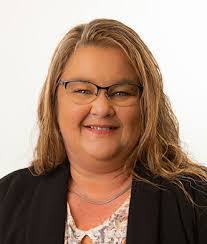 Dena Daniel's Instagram, Twitter & Facebook