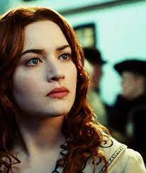 The very first scene of the titanic movie that was every filmed is the scene in which jack draws rose in the nude. Pin By Flow Grrr On Titanic Titanic Kate Winslet Kate Winslet Titanic Movie