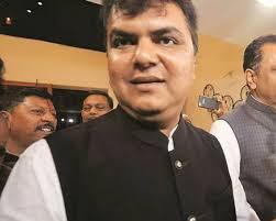 BJP MLA resigns from Gujarat assembly ahead of LS polls, says it's not a  pressure tactic