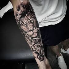 A Imagem Pode Conter Uma Ou Mais Pessoas Lion Tattoo Sleeves Tattoos Cool Tattoos