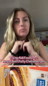 Members Mark Angus Beef Cheeseburger Frozen 10 Ct