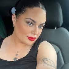 Robyn Mcmanus's Instagram, Twitter & Facebook