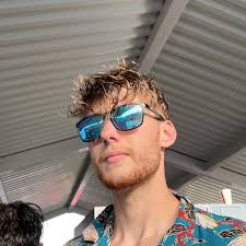 Pasquales Pizza & Subs (official)