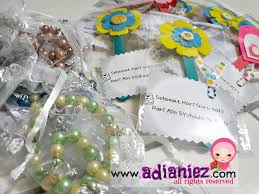 Maka, hari selasa 17 may itu lah segalanya mommy kena cari. Untuk Hari Guru 2017 Hadiah Kecil Dari Hati