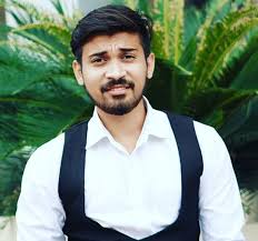 Vipin Sahu Age Wife Girlfriend Family Biography More In Hindi In 2020 Family Biography Biography Actor Bio