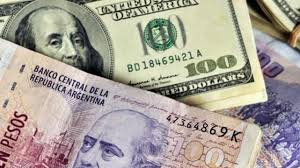 El precio del dólar blue hoy sigue reaccionando a las medidas de restricción cambiaria y vuelve a saltar dos pesos en las cuevas de la city porteña: Salta Se Dispara El Dolar Y Cada Vez Esta Mas Cerca De Los 100 Argentina Canal 7 Salta