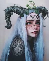 Zara Lowe (zarallowe)