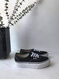 Découvrez les classic vans authentic platform noir blanc textile pour homme. Vans Authentic Platform Noir Pretty Shoes Sneakers Vans Authentic Platform Aesthetic Shoes