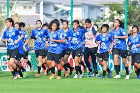 โค้ชมิโยะ เรียก ชัชวัลย์,จณิสตา,พนิตา เข้าแคมป์ ทัพชบาแก้ว à¸Šà¸šà¸²à¹à¸ à¸§u18 à¸•à¸šà¹€à¸— à¸²à¸£à¸²à¸¢à¸‡à¸²à¸™à¸• à¸§ à¸Ÿ à¸•à¸šà¸­à¸¥à¸— à¸¡à¸Šà¸²à¸• à¹„à¸—à¸¢ Facebook
