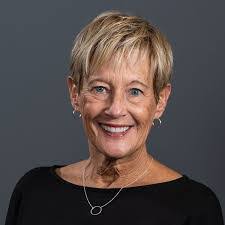 Valerie Staples's Instagram, Twitter & Facebook