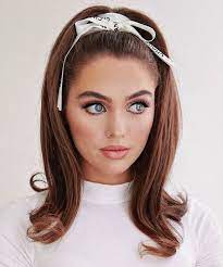 Trend Ribbons Howtowear Fashion In 2021 1960s Hair Hair Styles 60s Hair And Makeup