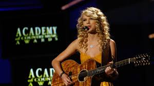 Fearless (taylor's version) is an almost perfect replica of the original, right down to the giggle swift lets slip in the middle of hey stephen. Taylor Swift Shares Track List For Fearless Taylor S Version Teen Vogue
