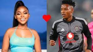 Lethabo Mekoa and Relebohile Mofokeng spark dating rumours - YouTube
