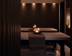 Throwing A Wedding Shower In Heart Touching Style Topweddingsites Com Spa Room Decor Spa Massage Room Spa Treatment Room