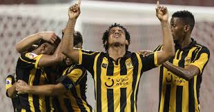 البرازيلي #رومارينيو يفسخ عقده مع #اتحاد جدة السعودي بسبب تأخر مستحقاته. Ø§Ù„Ø´Ø¨Ø§Ø¨ ÙŠÙˆØ¶Ø­ Ù‡Ù„ ØªÙØ§ÙˆØ¶ Ù…Ø¹ Ø±ÙˆÙ…Ø§Ø±ÙŠÙ†ÙŠÙˆ Ù…Ù† Ø£Ø¬Ù„ Ø¶Ù…Ù‡