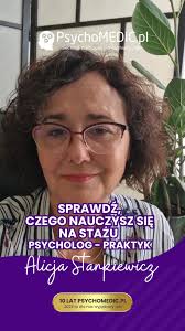 Czego nauczysz się podczas stażu psycholog-praktyk w PsychoMedic.pl? 🤔  Obejrzyj odpowiedź od Alicji Stankiewicz