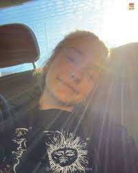 Hiii, my name is Bailey Burton and I'm from Flint, Michigan. I am 100%  commited to CMU. I plan