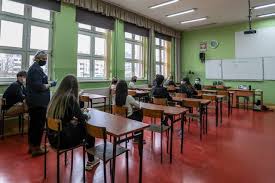 Próbne matury z języka polskiego, matematyki i języka angielskiego. En5oikycxmpdfm