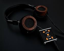 THE ALTMANN TERA-PLAYER