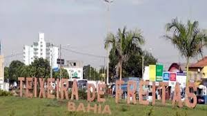 Elle se situe par une latitude de 17° 32' 06 sud et par une longitude de 39° 44' 31 ouest, à une altitude de 86 mètres. Teixeira De Freitas Bahia Youtube