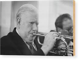 HOW DO THEY AGE SO WELL? (WILD BILL DAVISON, TOMMY SAUNDERS, GEORGE MASSO,  CHUCK HEDGES, DAVE McKENNA, MARTY GROSZ, MILT HINTON, JOHN BANY, RUSTY  JONES, WAYNE JONES: “Eddie Condon Memorial Band,” Elkhart ...