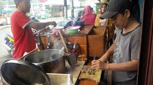 And pak man's is the pioneer of fried meat ball in malang. 10 Kuliner Bakso Ngetop Di Bogor Yang Wajib Dicoba