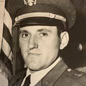 Lea Roesch's Instagram, Twitter & Facebook