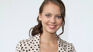 Alles was zählt: Ex-"Unter uns"-Star Barbara Prakopenka steigt in die Serie  ein!