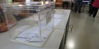 Cuando se celebran elecciones, suele señalarse el domingo para ir a votar para evitar que los trabajadores tengan que pedir permiso en la empresa. Candidaturas Permisos Para Ir A Votar Y Plazos Las Normas Del 21d Civio