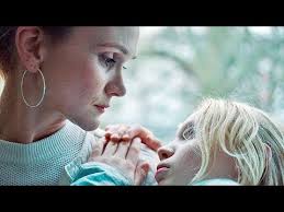 Genauso wenig kann sie es leiden. Systemsprenger Trailer Filmclip Deutsch German Hd Youtube