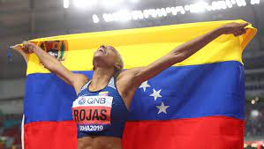 Yulimar rojas hoy en nuestros espacios en su encuentro con los medios. Yulimar Rojas Siempre He Sonado Con El Oro Olimpico Es Algo Que Deseo Y Anhelo