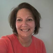 Lauren Bettis's Instagram, Twitter & Facebook