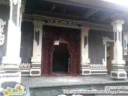 Pilar dibangun dengan bentuk persegi dengan material semen biasa. Pintu Gebyog Dengan Batu Palimanan Model Style Bali Spesialis Batu Alam Bali