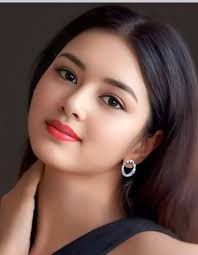 Today is my 42nd birthday, no husband, no children, I baked the cake by  myself…