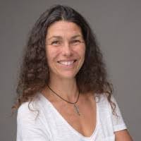 Tracey Gribble's Instagram, Twitter & Facebook