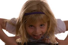 Laura Faye's Instagram, Twitter & Facebook