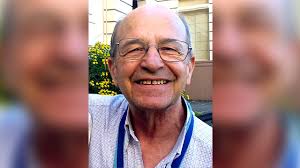 Fallece Fernando López Combarros, el último párroco jesuita de San  Francisco Javier en Vigo