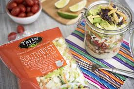 Get the Bold, Fresh Flavors of the Southwest in Our Latest Chopped Salad  Kit Recipe Video - Taylor Farms Deli