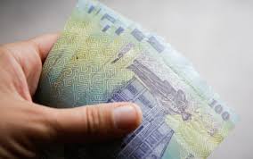 Majorarea punctului de pensie a fost prevăzută în oug nr. Punctul De Pensie Ajunge La 1100 De Lei Incepand De DuminicÄ Stirileprotv Ro