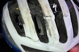 Remco evenepoel suffered a fractured pelvis crashing off a bridge during the il lombardia race. Remco Evenepoel The Helmet Saved My Life Cycling Today Official