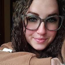 Brandie Mchenry's Instagram, Twitter & Facebook