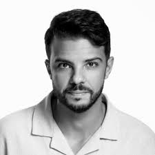 Très honoré par cette reconnaissance. Depuis mes débuts au sein du Groupe  Amiel, ma mission n'a jamais été simplement de “diriger”, mais de bâtir un  environnement où chacun peut s'épanouir et… |