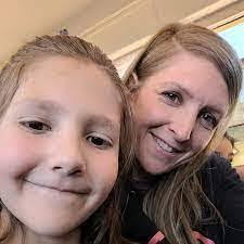 Briana Merrill's Instagram, Twitter & Facebook