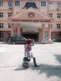 Berikut akan dikongsikan senarai jabatan pendidikan negeri seluruh malaysia beserta alamat pejabat, nombor telefon, nombor faks, laman web rasmi dan juga emel sebagai panduan dan rujukan. Fateen Umairah V Tvittere Thesis Oh Thesis Jabatan Pendidikan Negeri Selangor In Shah Alam Selangor Https T Co Nmehtcq4rr