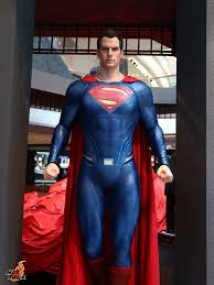 Batman V Superman Statues Toys And Tv Spot Superman Batman Vs Superman Superman Man Of Steel