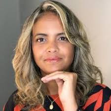 Marcela Prado Mendonça (@MaPradoM)