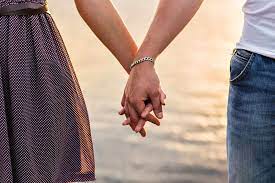 Check spelling or type a new query. How To Tell When Holding Hands Means More 10 Hand Holding Positions Askapril