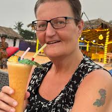 the first leg of the yours, c tour healed me thank you to everyone that  came out to a show this documentary is for you. 8.4