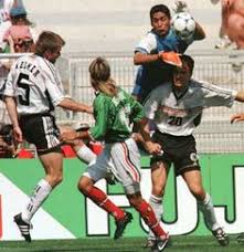 Fue el mundial de francia 98, donde la escuadra de todos sorprendió en la fase de grupos, quedando en el camino la mala campaña para alemania 2006, nos volvió a dejar fuera de la copa del mundo. 45 Ideas De Francia 1998 Copa Del Mundo Francia Futbol